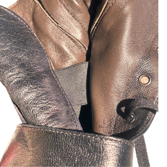 JP DAVID BLACK LEATHER ANKLE BOOT (SZ 37 - 6) (EUC) - Picture 11 of 16